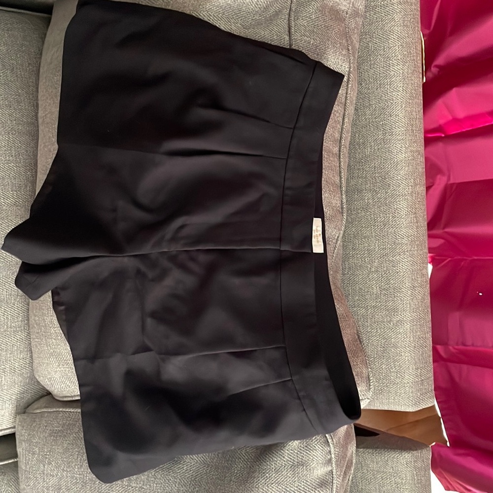 Kate Spade black shorts size 14